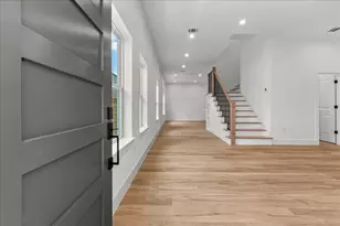 8321 Observatory St, Houston, TX 77088 - Photo 15