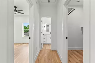 8321 Observatory St, Houston, TX 77088 - Photo 23