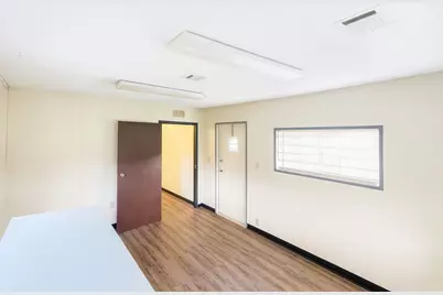 12731 Wanda Way, Rosharon, TX 77583 - Photo 9