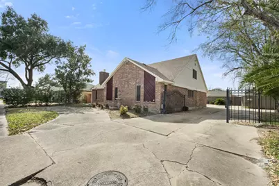 10614 Huntington Point Drive, Houston, TX 77099 - Photo 29