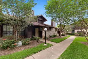 2611 Grants Lake Blvd, Sugar Land, TX 77479 - Photo 3