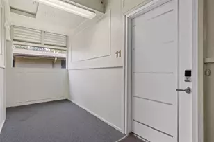 909 Silber Rd, Houston, TX 77024 - Photo 25