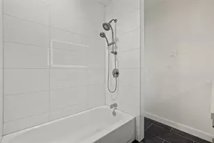 909 Silber Rd, Houston, TX 77024 - Photo 15