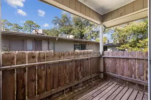 909 Silber Rd, Houston, TX 77024 - Photo 27