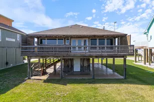 342 Beach Front Dr, Matagorda, TX 77457 - Photo 3