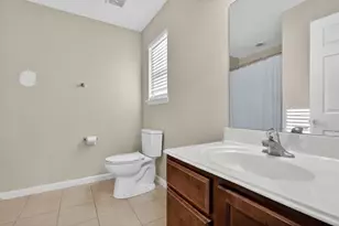 1114 Larks Trace Ln, Houston, TX 77090 - Photo 9