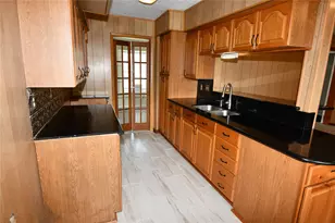 8518 Rinn St, Houston, TX 77078 - Photo 29