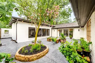 358 Tealwood Dr, Houston, TX 77024 - Photo 47