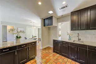 358 Tealwood Dr, Houston, TX 77024 - Photo 13