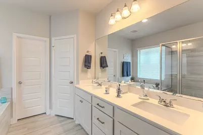 9411 Kingsford Valley Court, Tomball, TX 77375 - Photo 25