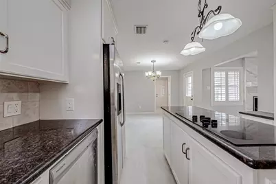 4506 Mimosa Drive, Bellaire, TX 77401 - Photo 29
