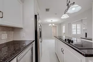 4506 Mimosa Dr, Bellaire, TX 77401 - Photo 29