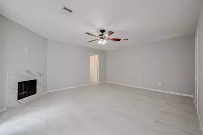 4506 Mimosa Drive, Bellaire, TX 77401 - Photo 11
