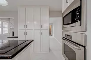 4506 Mimosa Dr, Bellaire, TX 77401 - Photo 27