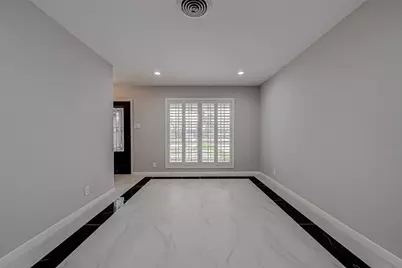 4506 Mimosa Drive, Bellaire, TX 77401 - Photo 7