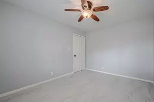 4506 Mimosa Dr, Bellaire, TX 77401 - Photo 35