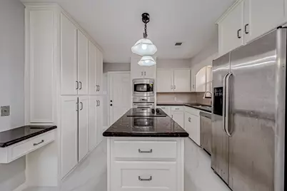 4506 Mimosa Drive, Bellaire, TX 77401 - Photo 23