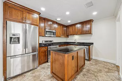 12124 Burdine Street, Houston, TX 77035 - Photo 5