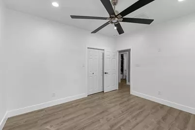 321 Briarwood Drive, Baytown, TX 77520 - Photo 21