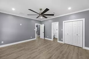 321 Briarwood Dr, Baytown, TX 77520 - Photo 13