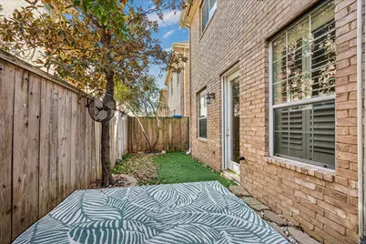 3106 Heritage Creek Oaks, Houston, TX 77008 - Photo 25