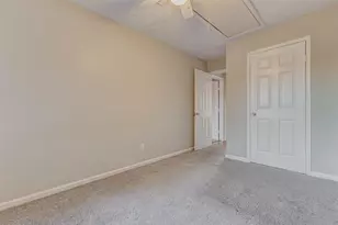 8622 Connaught Garden Dr, Houston, TX 77083 - Photo 37