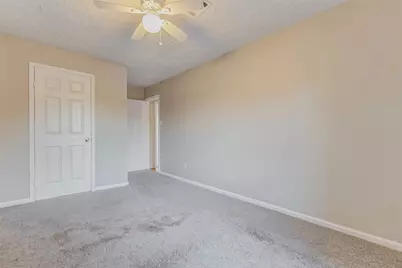 8622 Connaught Garden Drive, Houston, TX 77083 - Photo 35