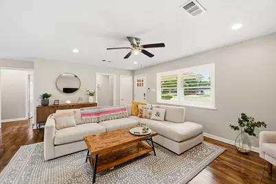 5022 W 43rd Street, Houston, TX 77092 - Photo 3