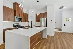4618 Ward St, Houston, TX 77021 - Photo 9