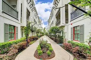 246 E 28th St, Houston, TX 77008 - Photo 27
