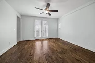 246 E 28th St, Houston, TX 77008 - Photo 13