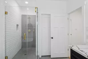 207 Tabor St, Houston, TX 77009 - Photo 11