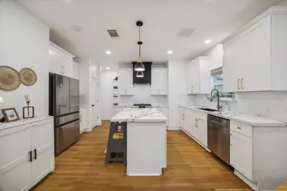 207 Tabor Street, Houston, TX 77009 - Photo 1