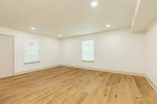 2305 55th St, Galveston, TX 77551 - Photo 7