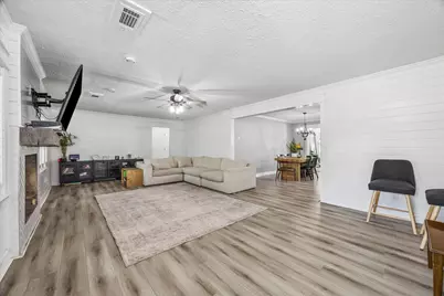 206 Melody Lane, Friendswood, TX 77546 - Photo 5