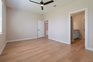 1035 Rosewood Trl, Beasley, TX 77417 - Photo 9