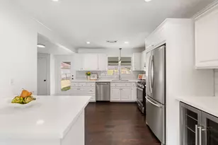 2226 Chantilly Ln, Houston, TX 77018 - Photo 11