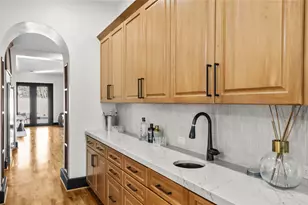 4914 Imperial St, Bellaire, TX 77401 - Photo 9