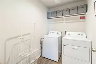 8435 Sacred Lotus Ln, Rosharon, TX 77583 - Photo 17