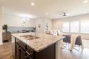 8435 Sacred Lotus Ln, Rosharon, TX 77583 - Photo 7