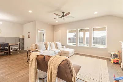 8435 Sacred Lotus Lane, Rosharon, TX 77583 - Photo 13