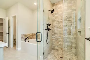 216 Creekside Ln, Lake Jackson, TX 77566 - Photo 23