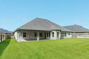 216 Creekside Ln, Lake Jackson, TX 77566 - Photo 33
