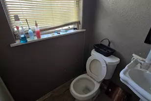 5518 Nassau Rd, Houston, TX 77021 - Photo 15