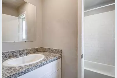 8019 Beech Cove Lane, Houston, TX 77072 - Photo 7