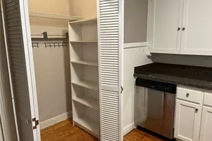 2121 Milford St, Houston, TX 77098 - Photo 9