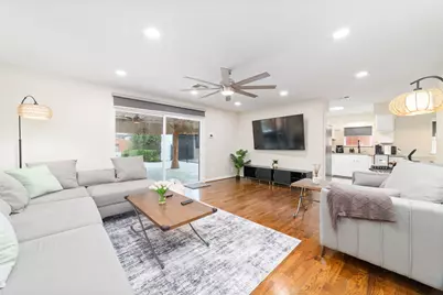 5727 Capello Dr, Houston, TX 77035 - Photo 5
