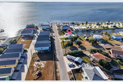111 Caribbean Drive, Corpus Christi, TX 78418 - Photo 23