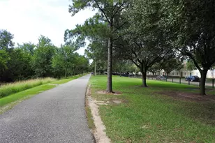 708 Memorial Mews St, Houston, TX 77079 - Photo 23