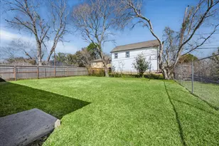 3513 Barberry Dr, Houston, TX 77051 - Photo 15